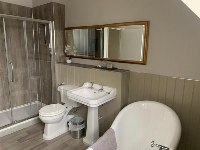 The Stair Arms Hotel Pathhead Екстериор снимка